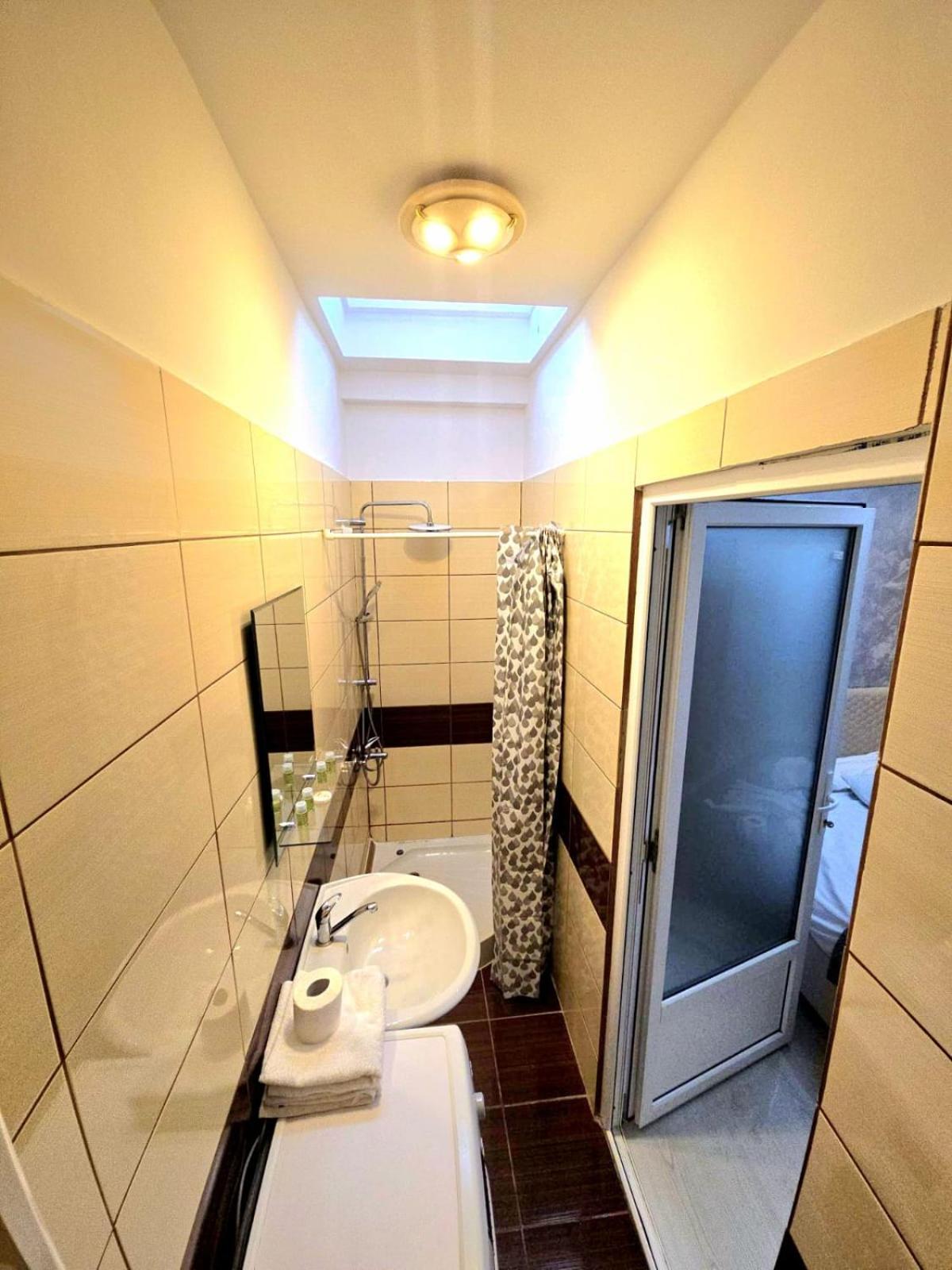Appartamento Casa Bia Braşov Esterno foto